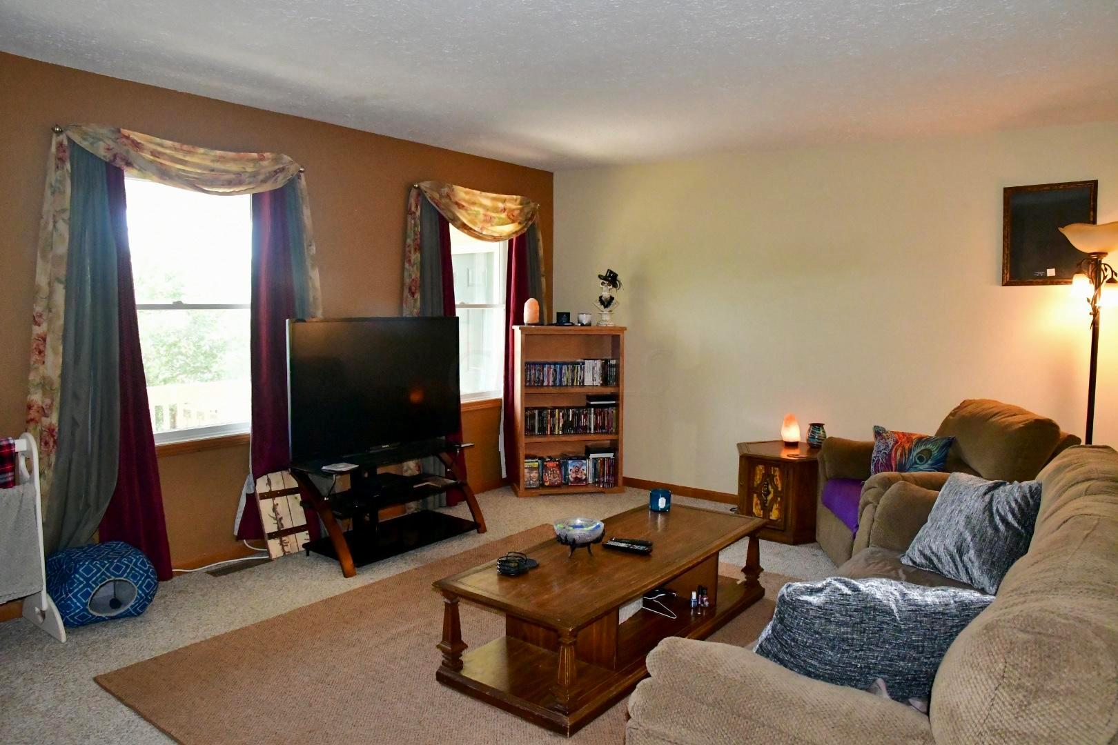 4530 Hill Road Dresden, OH 43821 - Photo 6 of 29