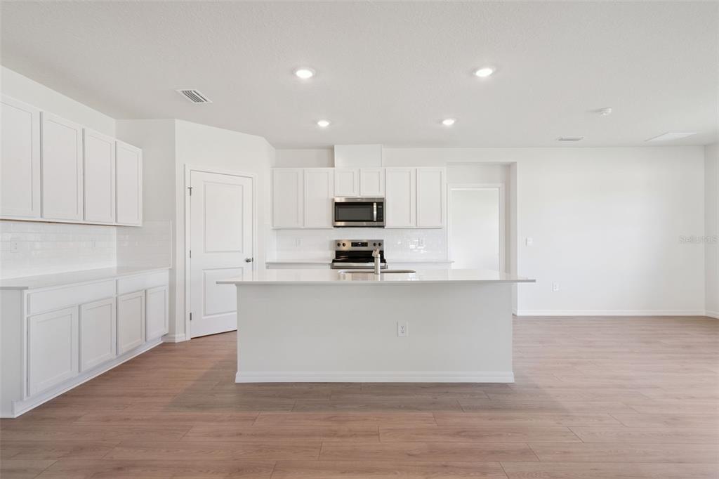 894 Britton Loop St. Cloud, FL 34771 - Photo 13 of 44