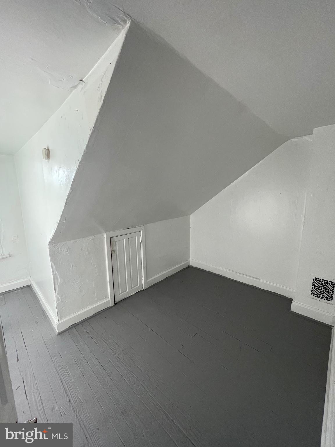 2230 Logan Street Harrisburg, PA 17110 - Photo 12 of 13 3rd Room