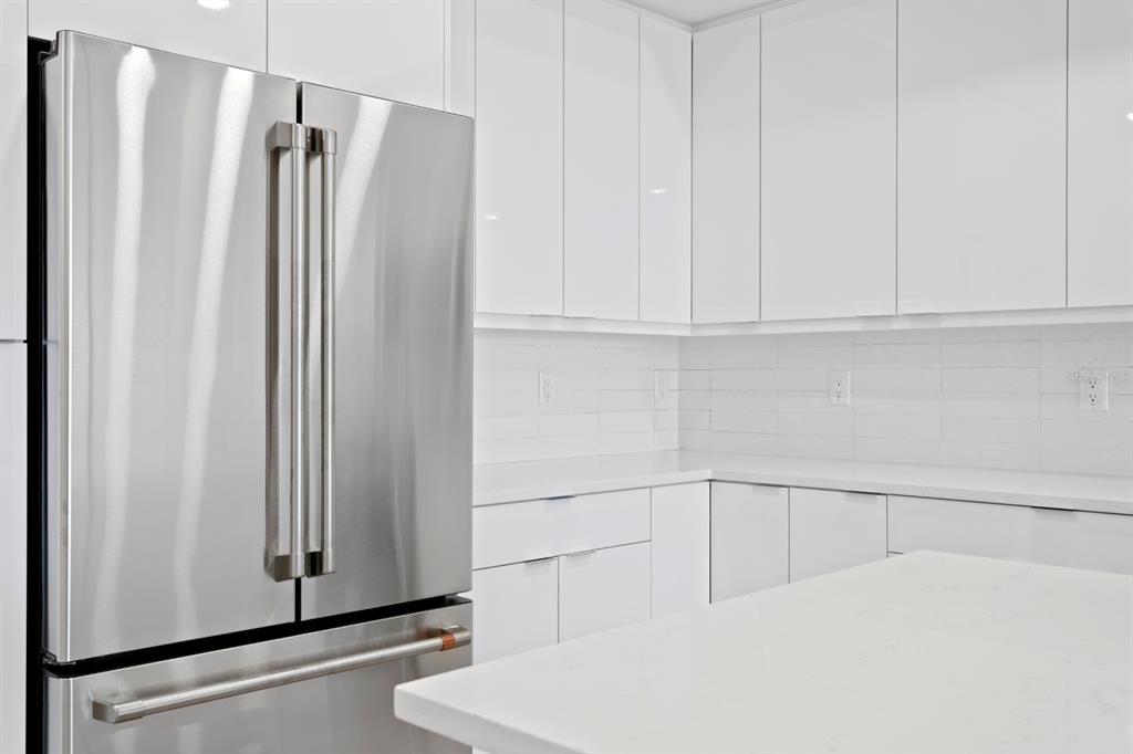 400 150th Avenue, Unit 305 Madeira Beach, FL 33708 - Photo 23 of 81