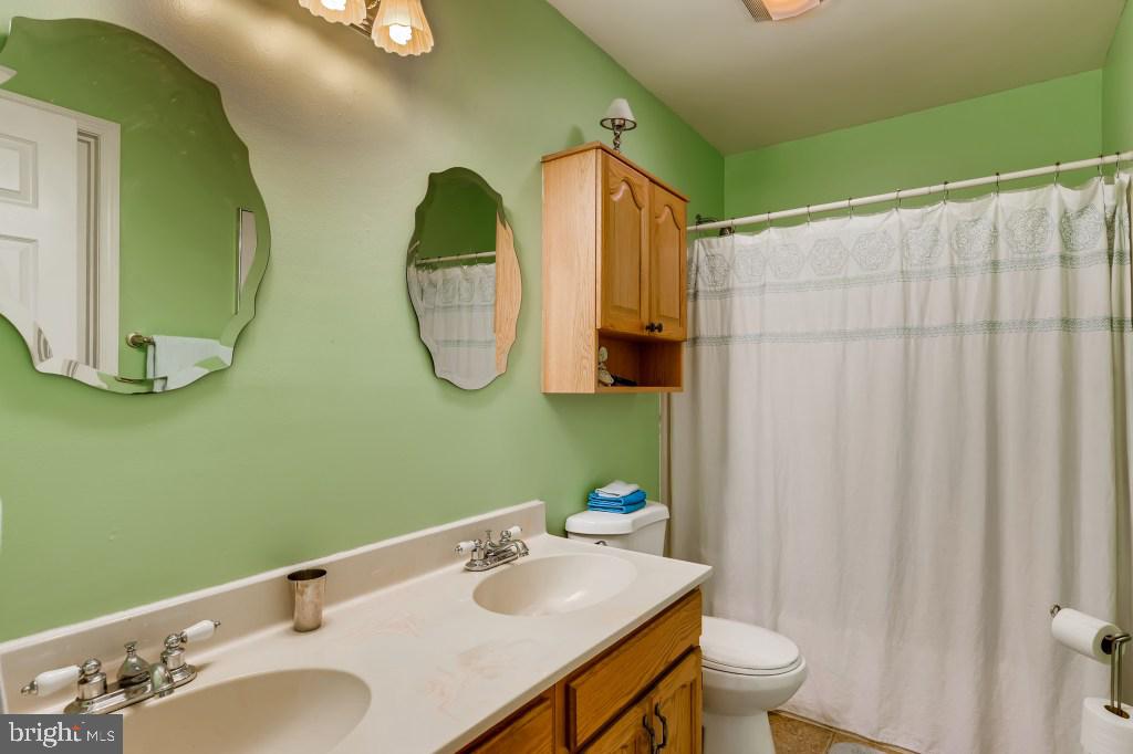 1033 Uniontown Road Westminster, MD 21158 - Photo 16 of 28