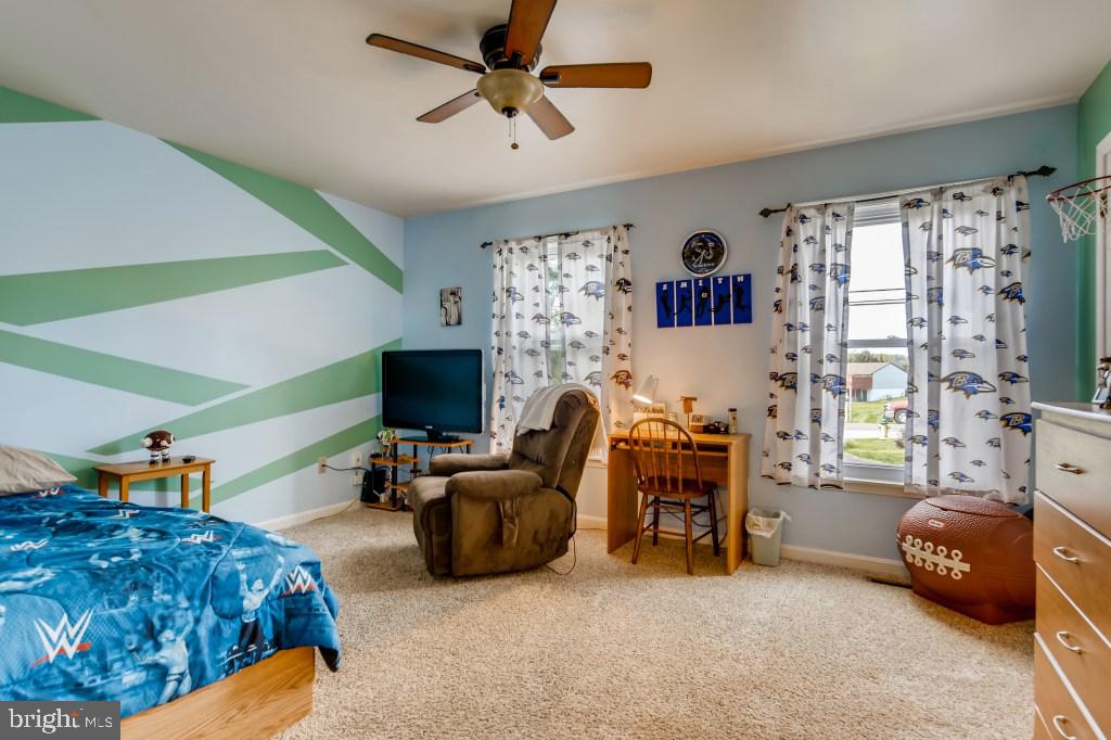 1033 Uniontown Road Westminster, MD 21158 - Photo 27 of 28