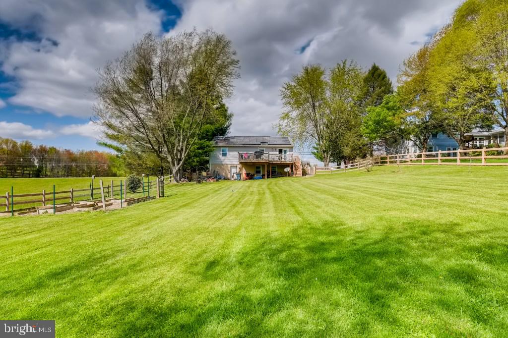 1033 Uniontown Road Westminster, MD 21158 - Photo 5 of 28