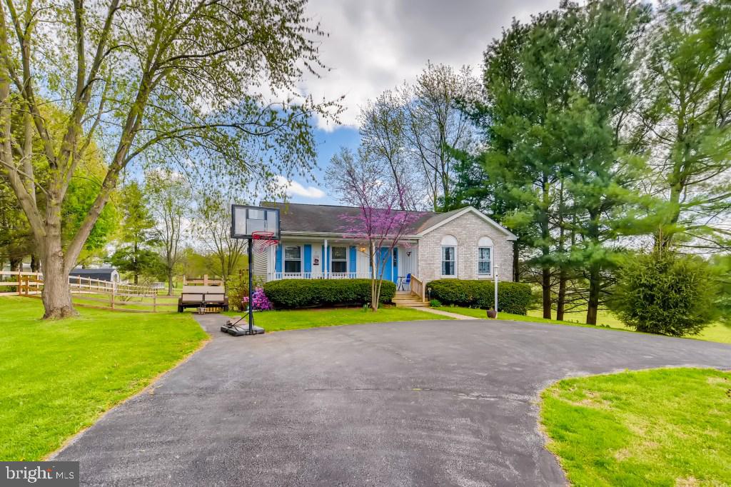 1033 Uniontown Road Westminster, MD 21158 - Photo 6 of 28