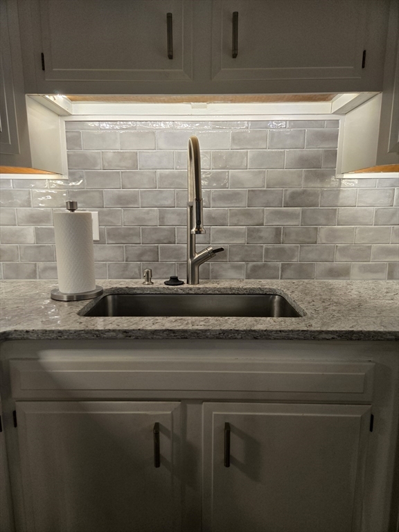 31 Hamlin Lane, Unit B24 Needham, MA 02492 - Photo 3 of 32