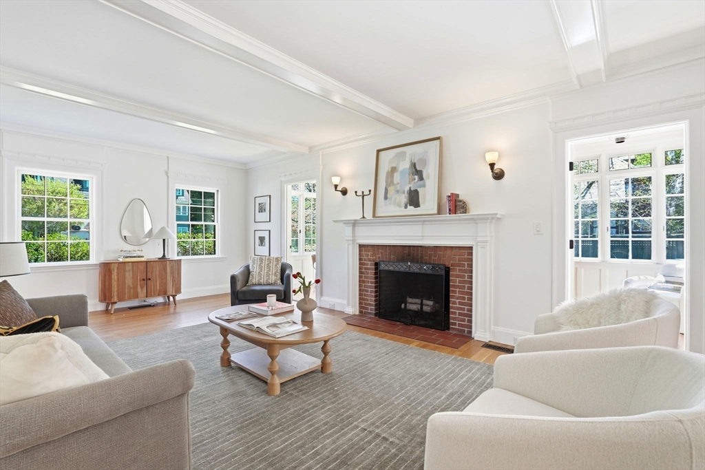 27 Slocum Road Lexington, MA 02421 - Photo 5 of 39