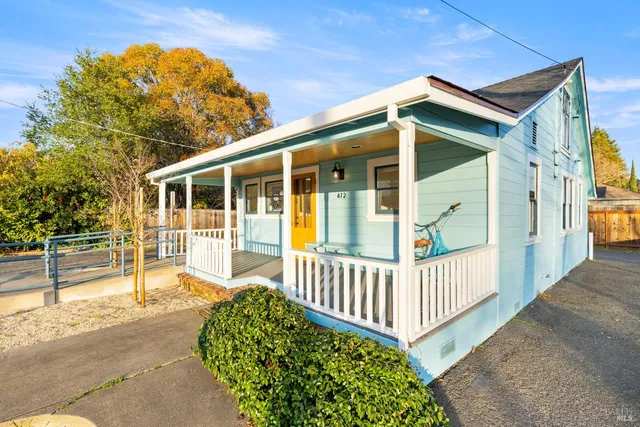 $856,000 | 472 5th Street West, Sonoma, CA 95476