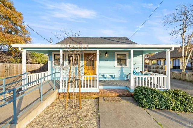 $856,000 | 472 5th Street West, Sonoma, CA 95476