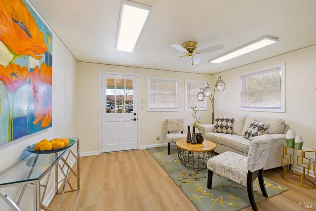 $856,000 | 472 5th Street West, Sonoma, CA 95476