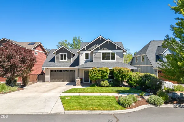 $1,129,000 | 2968 Northwest Chianti Lane, Bend, OR 97703