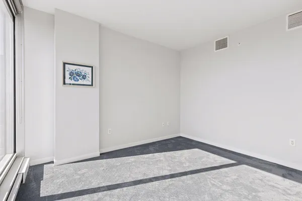 $349,900 | 8151 33rd Avenue South, Unit 706, Bloomington, MN 55425