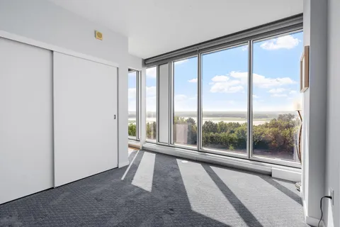 $379,900 | 8151 33rd Avenue South, Unit 706, Bloomington, MN 55425