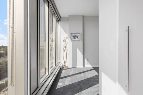 $379,900 | 8151 33rd Avenue South, Unit 706, Bloomington, MN 55425