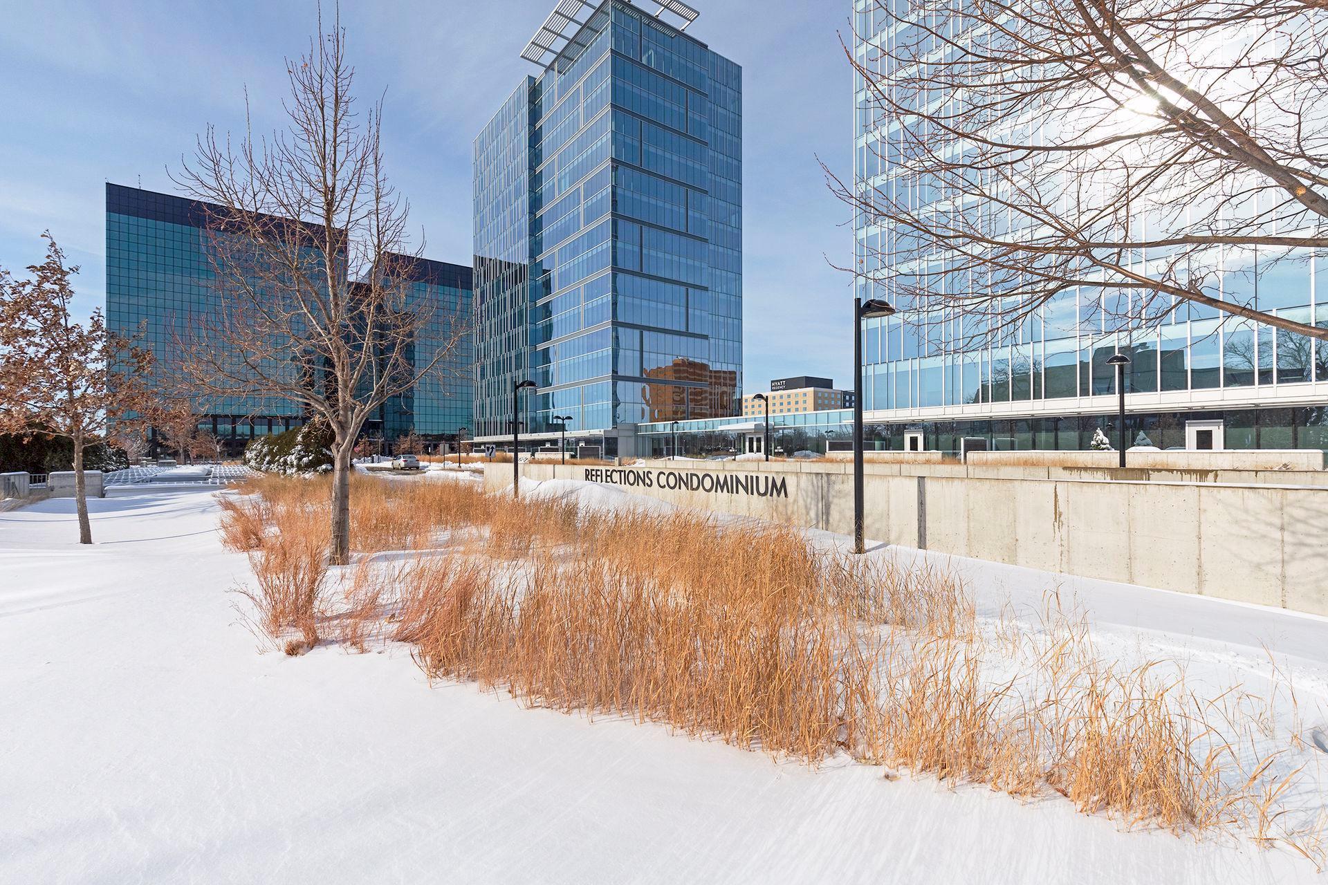 8151 33rd Avenue South, Unit 706 Bloomington, MN 55425 - Photo 2 of 59