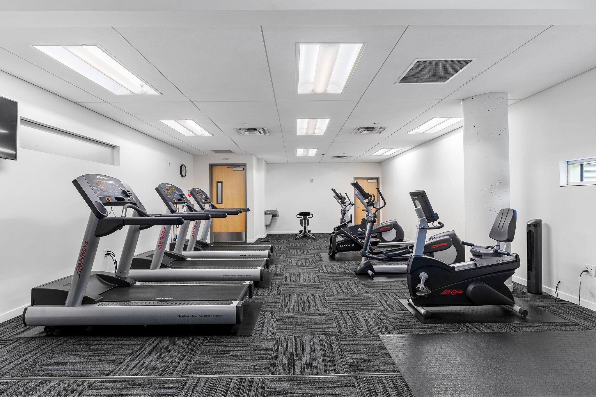 8151 33rd Avenue South, Unit 706 Bloomington, MN 55425 - Photo 22 of 35