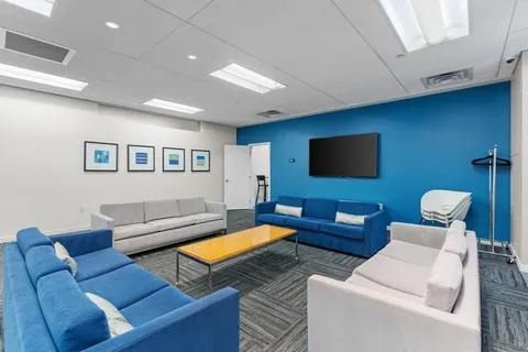 $379,900 | 8151 33rd Avenue South, Unit 706, Bloomington, MN 55425