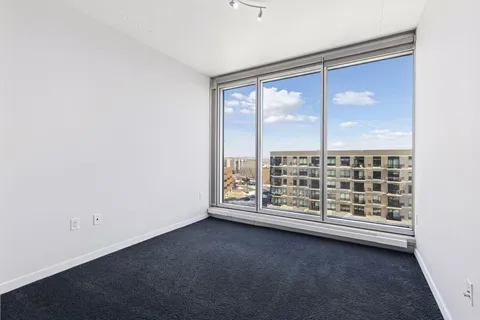 $379,900 | 8151 33rd Avenue South, Unit 706, Bloomington, MN 55425