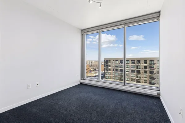 $349,900 | 8151 33rd Avenue South, Unit 706, Bloomington, MN 55425
