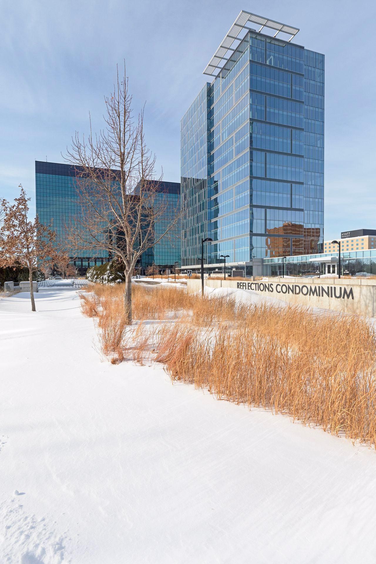 8151 33rd Avenue South, Unit 706 Bloomington, MN 55425 - Photo 3 of 59