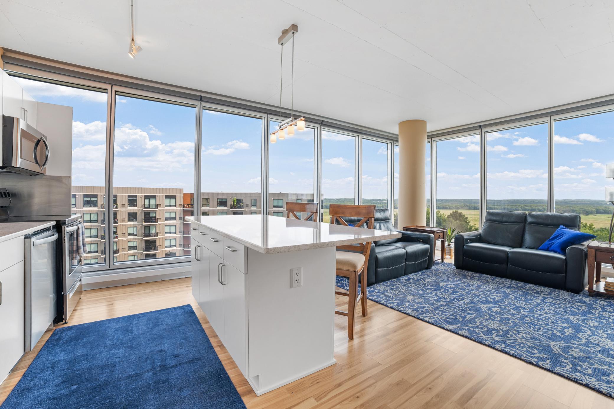 8151 33rd Avenue South, Unit 706 Bloomington, MN 55425 - Photo 3 of 35