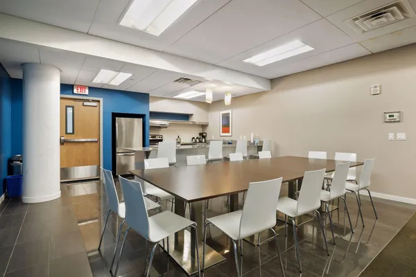 $349,900 | 8151 33rd Avenue South, Unit 706, Bloomington, MN 55425