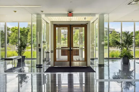 $379,900 | 8151 33rd Avenue South, Unit 706, Bloomington, MN 55425