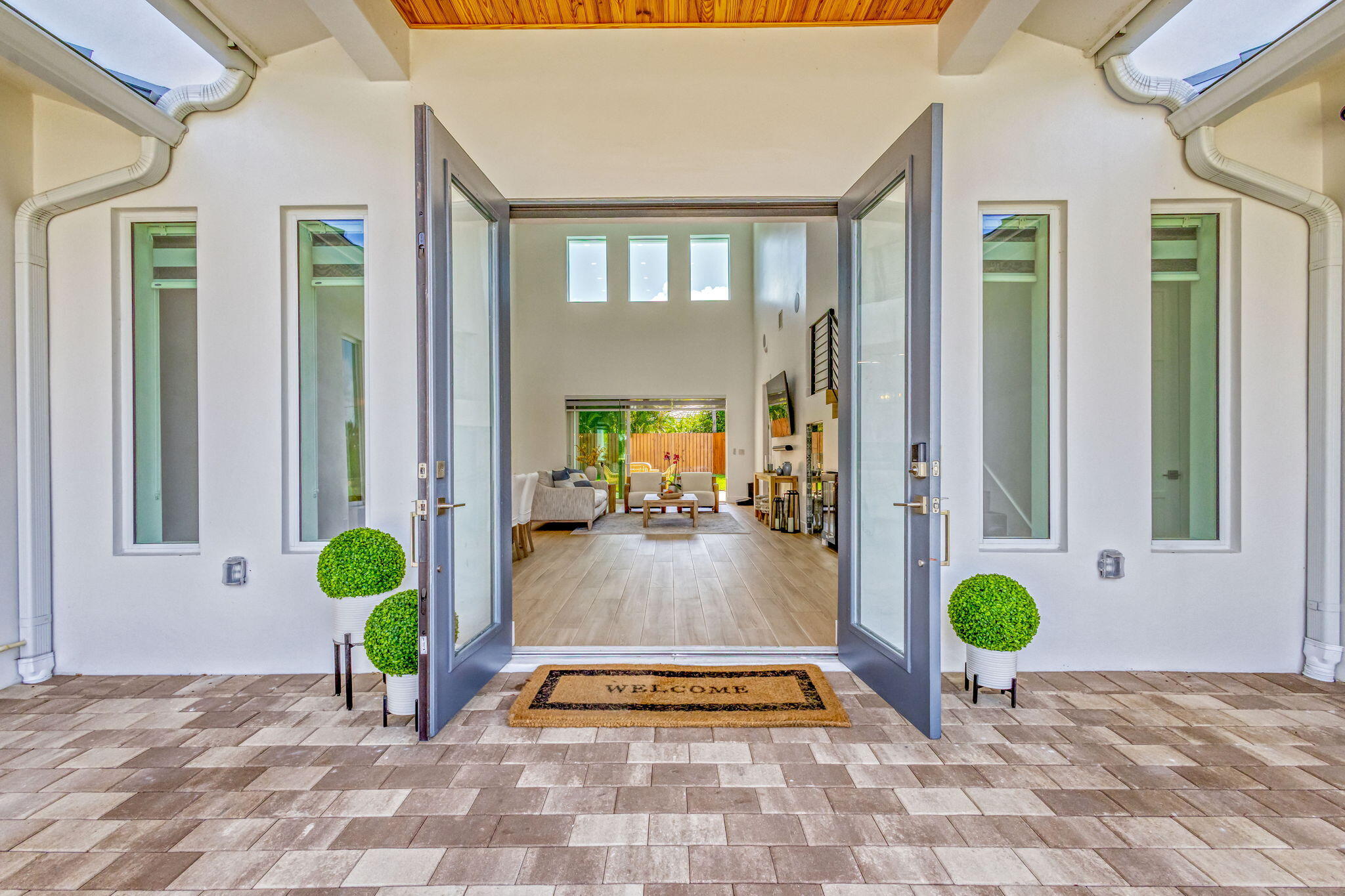 12952 Drayton Road North Palm Beach, FL 33408 - Photo 12 of 109 11-web-or-mls-5D1A8896_HDR