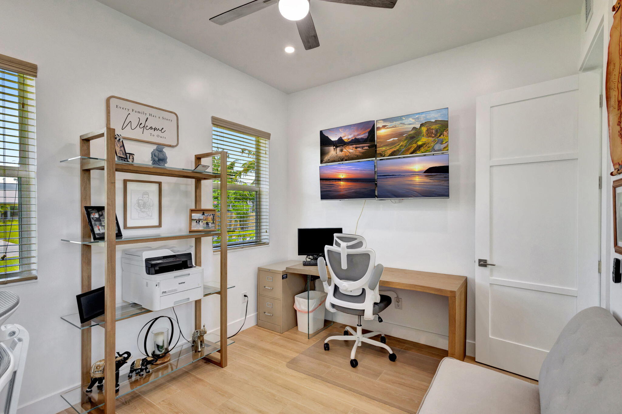 12952 Drayton Road North Palm Beach, FL 33408 - Photo 74 of 109 a view of a livingroom with workspace and a window