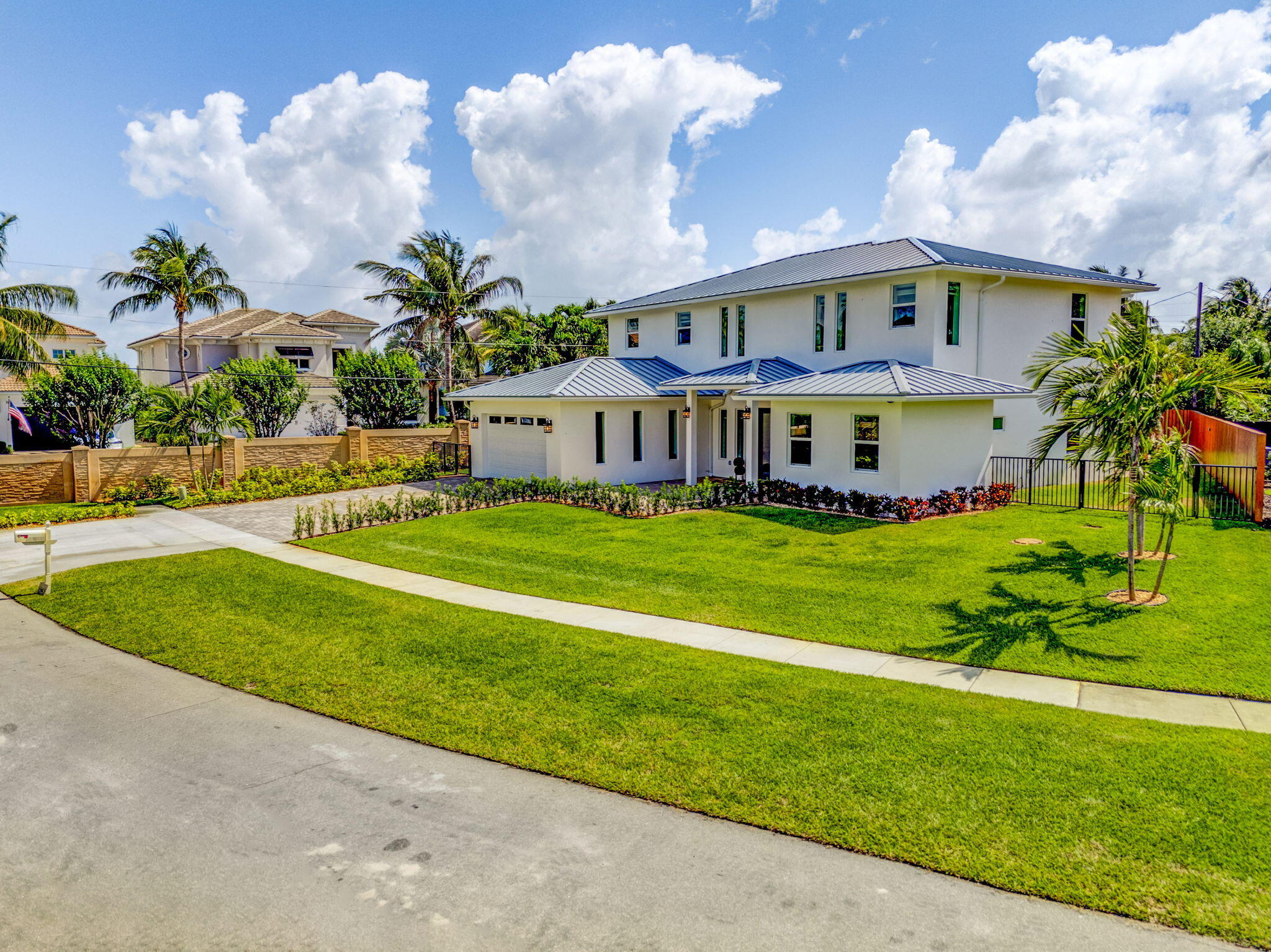 12952 Drayton Road North Palm Beach, FL 33408 - Photo 91 of 109 a view of house with garden and entertaining space