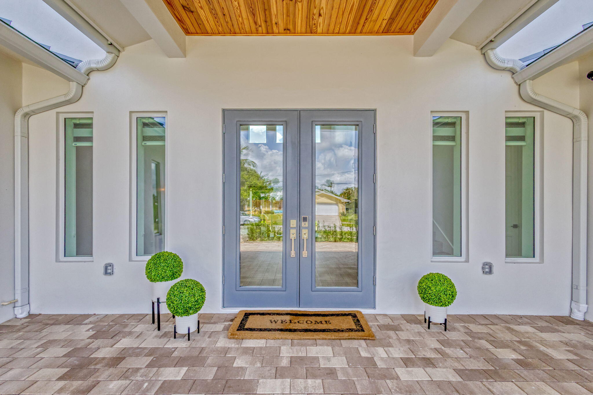 12952 Drayton Road North Palm Beach, FL 33408 - Photo 10 of 109 9-web-or-mls-5D1A8796_HDR