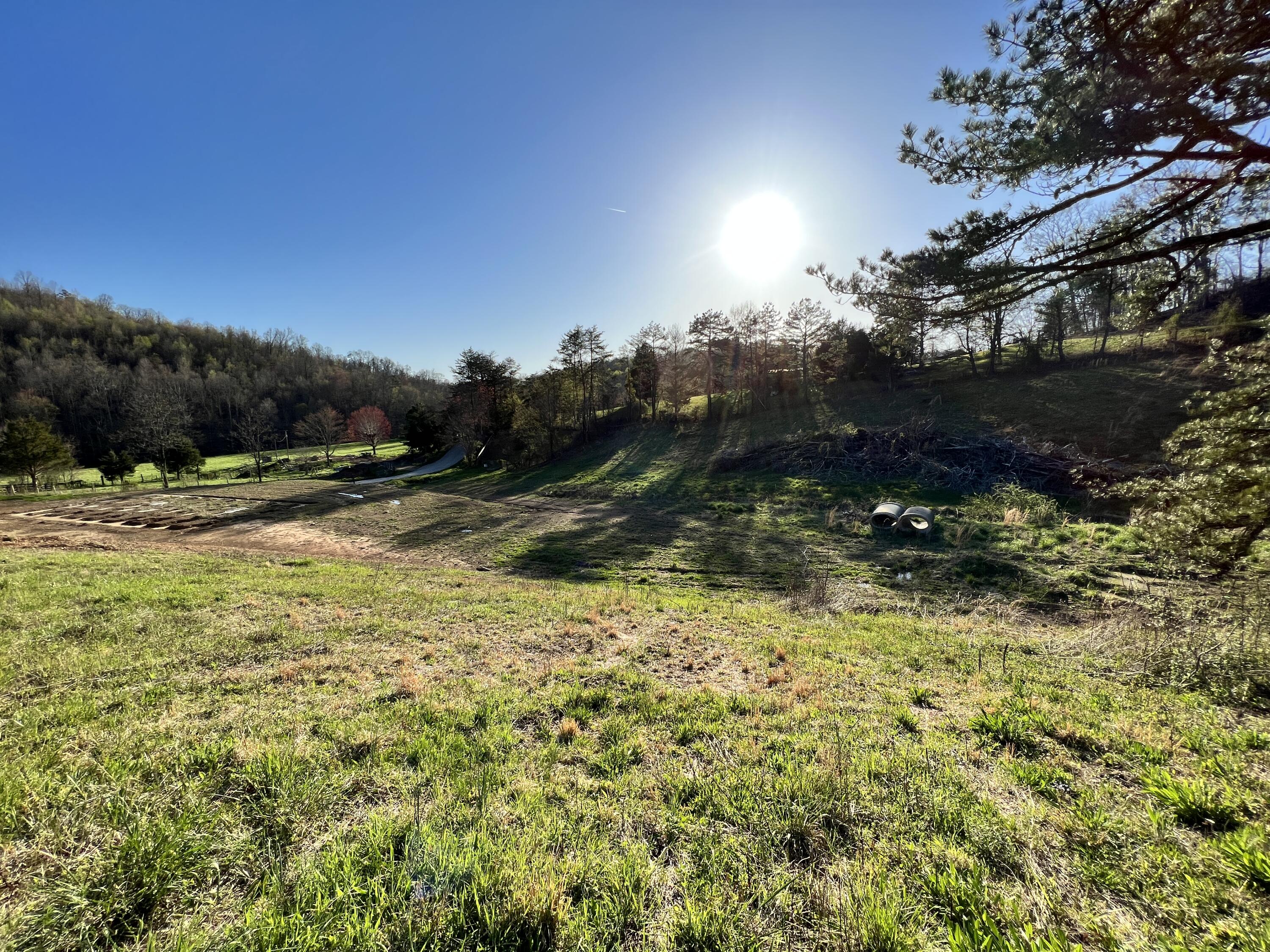 2905 Tidal Wave Road Corbin, KY 40701 - Photo 15 of 37 97C34E94-4117-407F-854E-FFE86F814D7F