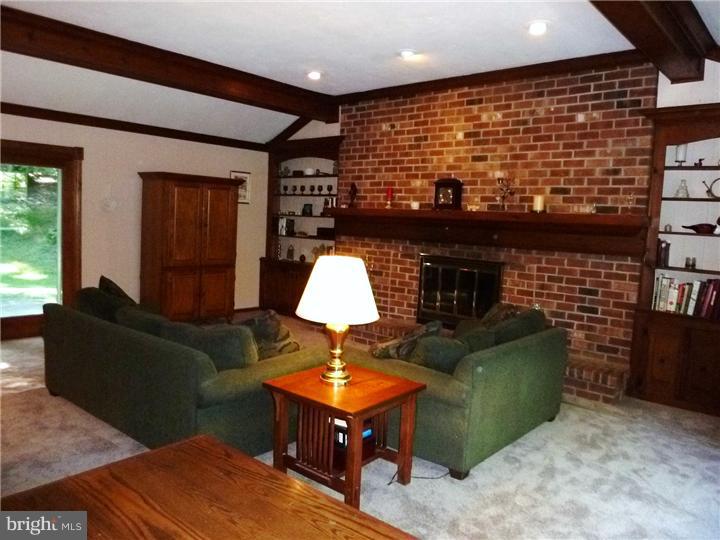 822 Old State Road Berwyn, PA 19312 - Photo 12 of 24 Family Room
