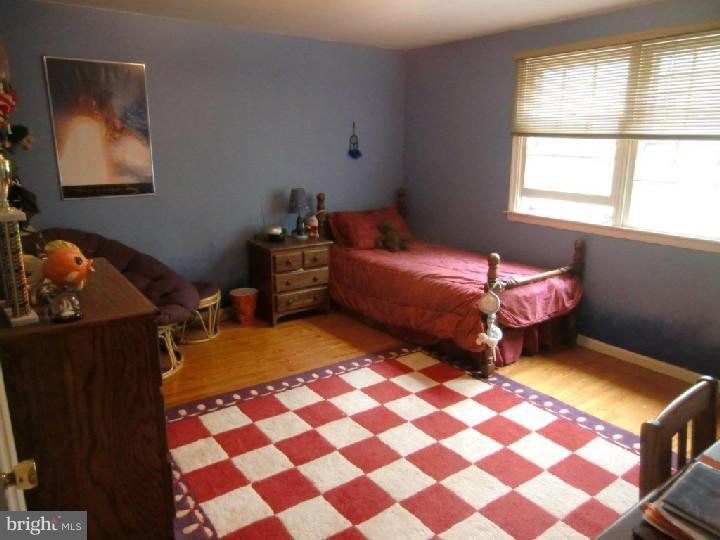 822 Old State Road Berwyn, PA 19312 - Photo 17 of 24 Bedroom 3