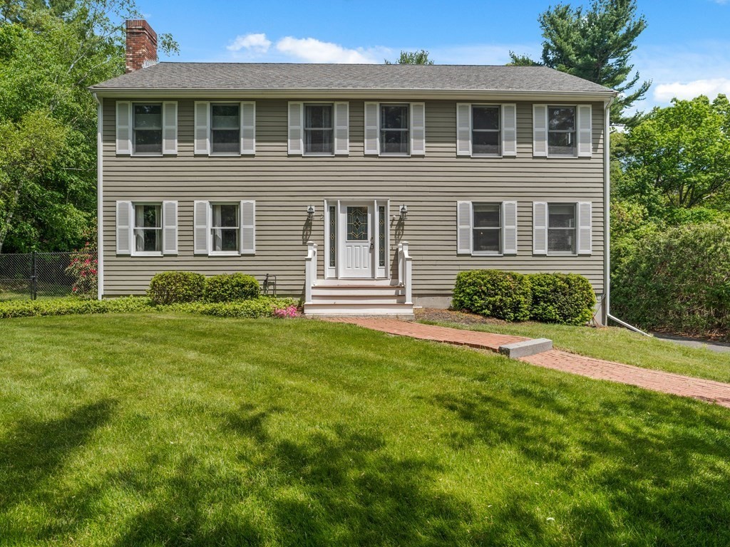 112 Tucker Farm Road North Andover, MA 01845 - Photo 1 of 36 Gallery Image 1