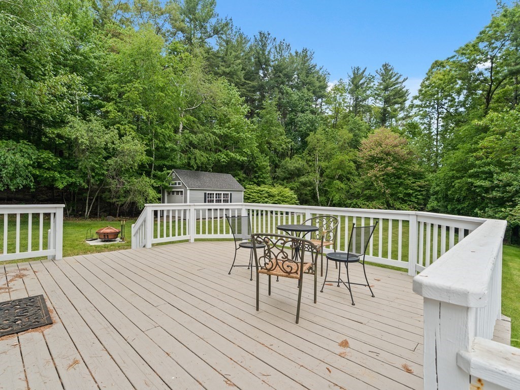112 Tucker Farm Road North Andover, MA 01845 - Photo 9 of 36 Gallery Image 9