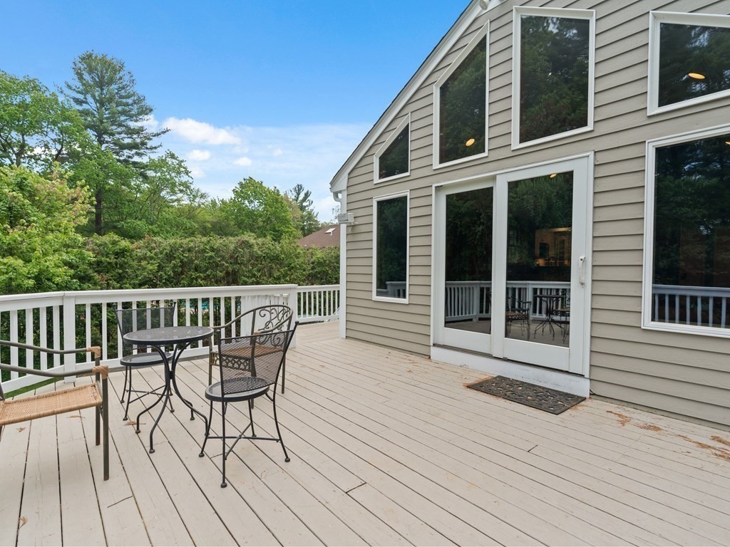 112 Tucker Farm Road North Andover, MA 01845 - Photo 10 of 36 Gallery Image 10