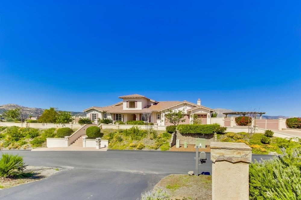 1788 La Force Road Alpine, CA 91901 - Photo 4 of 25