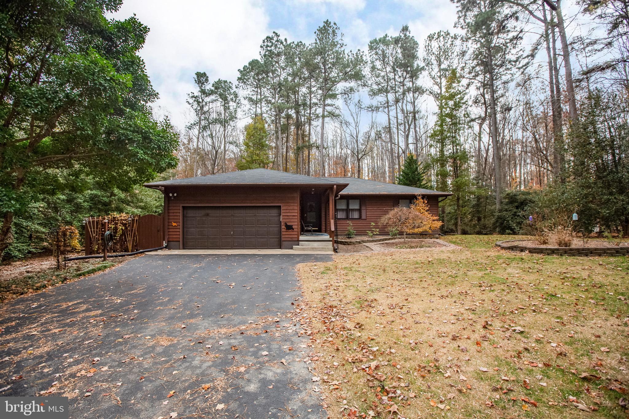 14346 Round Hill Road King George, VA 22485 - Photo 2 of 31 Front of home