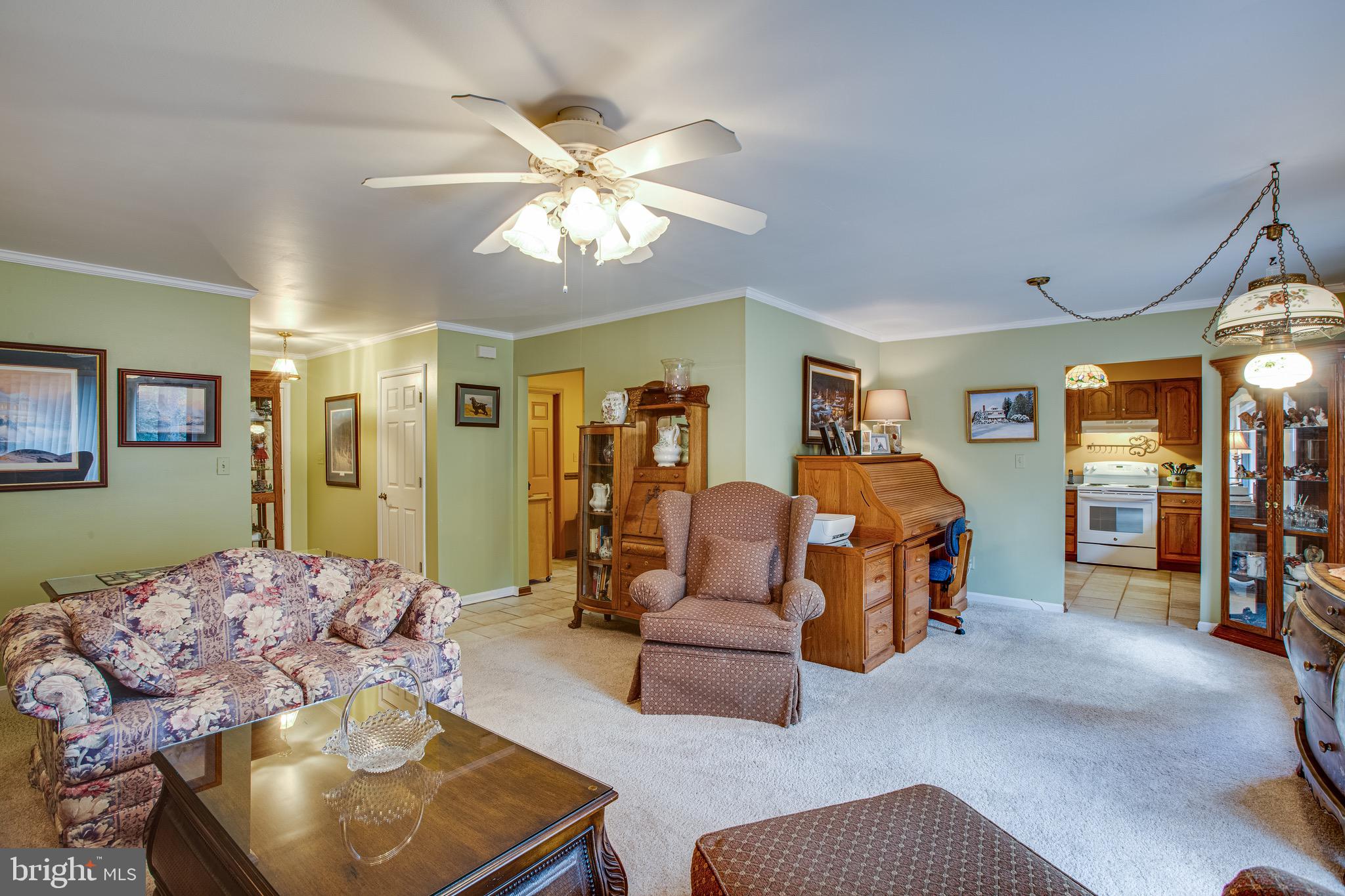 14346 Round Hill Road King George, VA 22485 - Photo 14 of 31 Living room