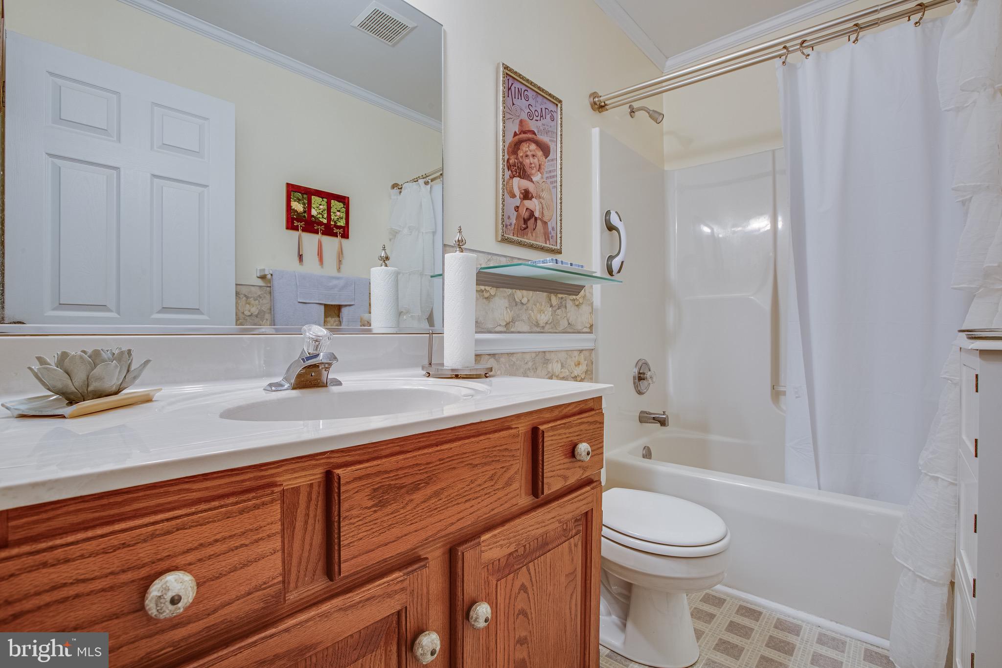 14346 Round Hill Road King George, VA 22485 - Photo 29 of 31 Hallway Bathroom