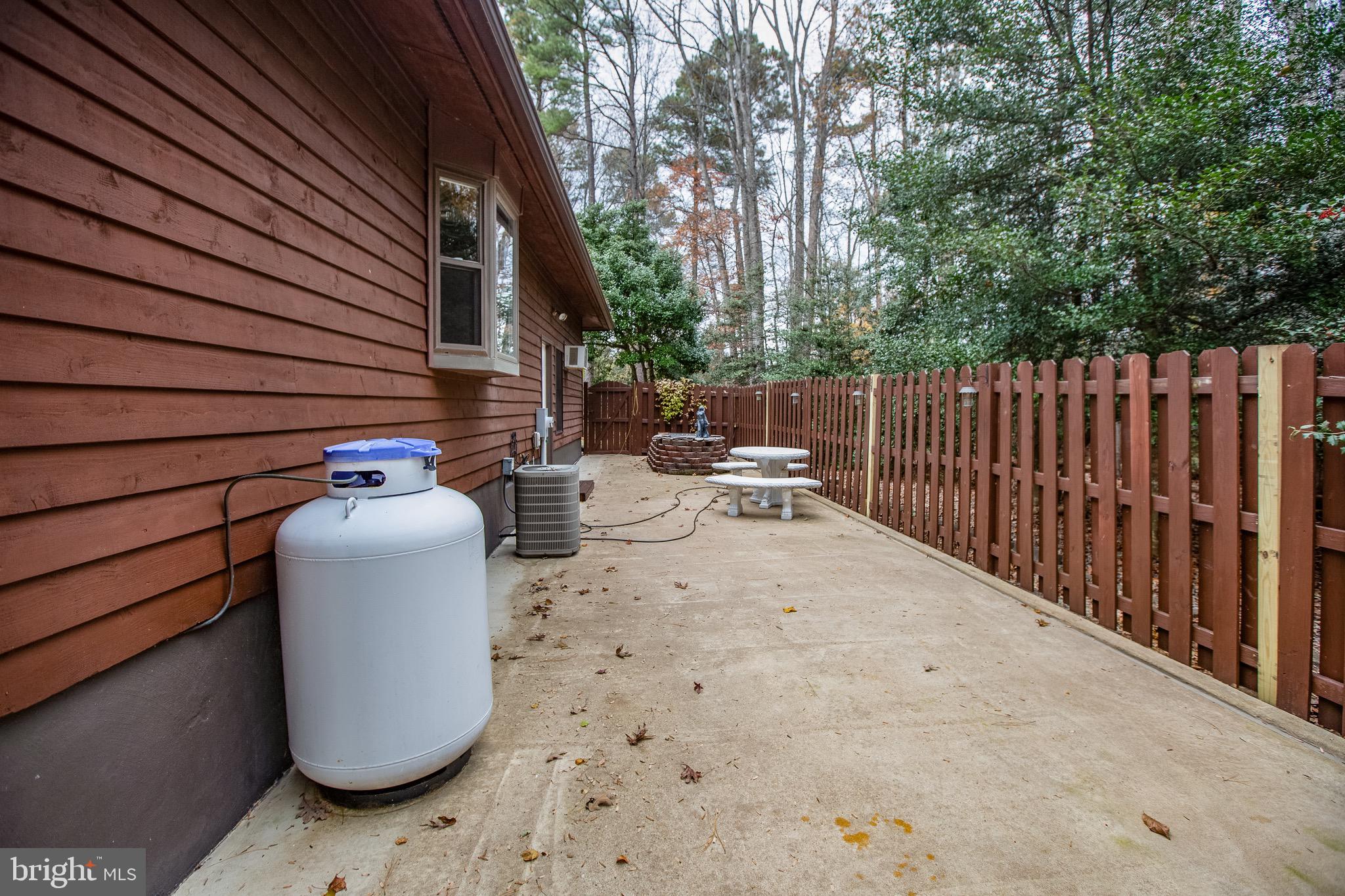 14346 Round Hill Road King George, VA 22485 - Photo 31 of 31 Fenced in side patio
