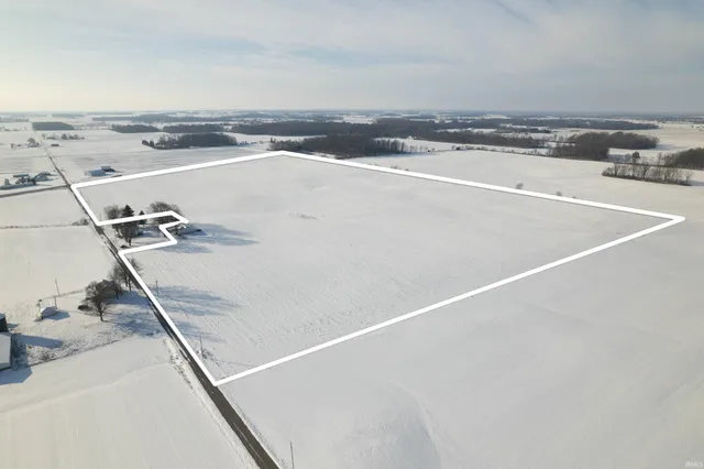 $1 | 900 North County Road, Losantville, IN 47354