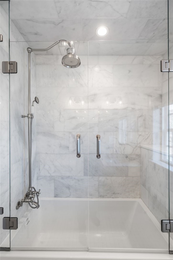 30 Thames Street Newport, RI 02840 - Photo 22 of 47