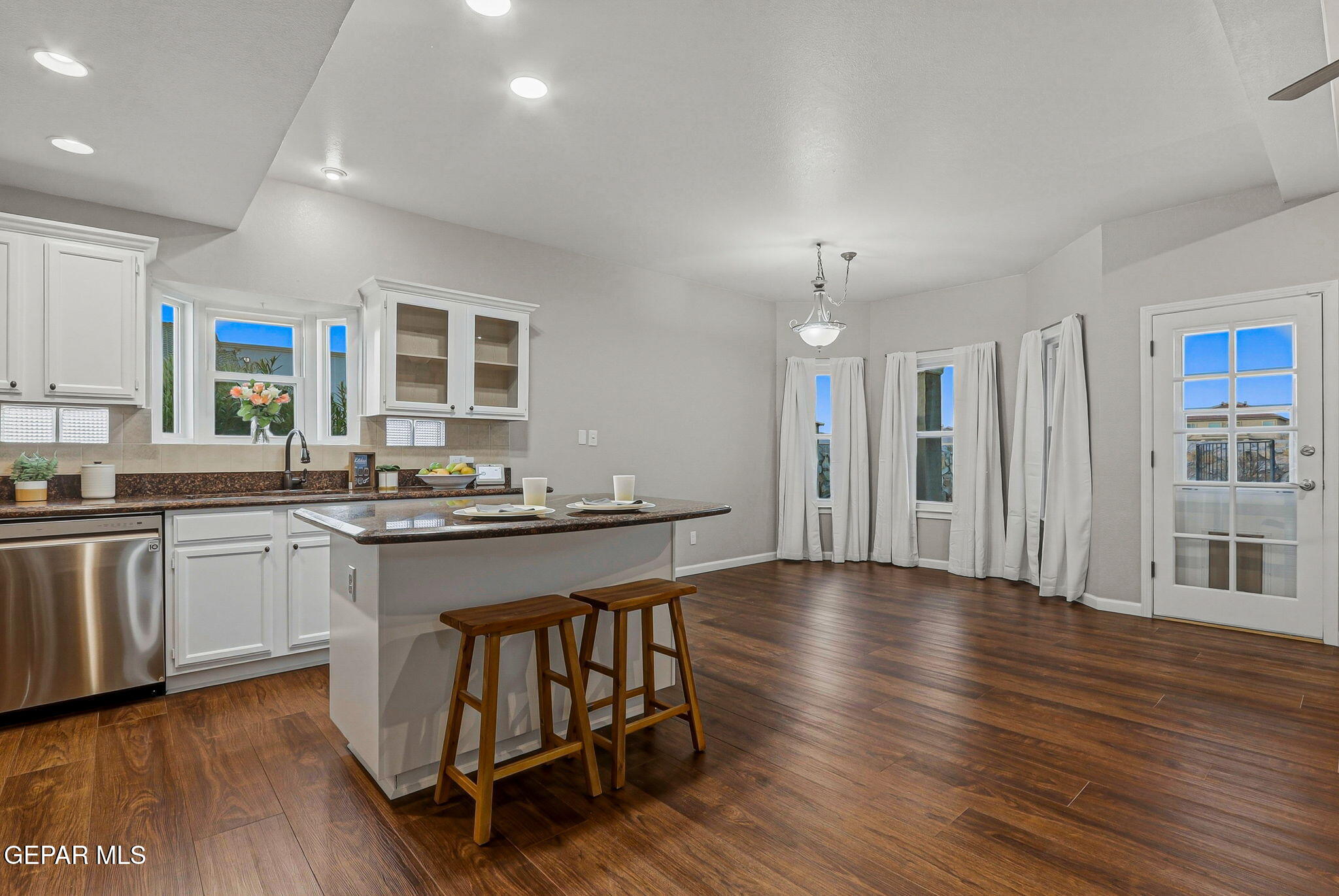 6417 Franklin Ridge Drive El Paso, TX 79912 - Photo 13 of 58 20-web-or-mls-IMG_1772_1