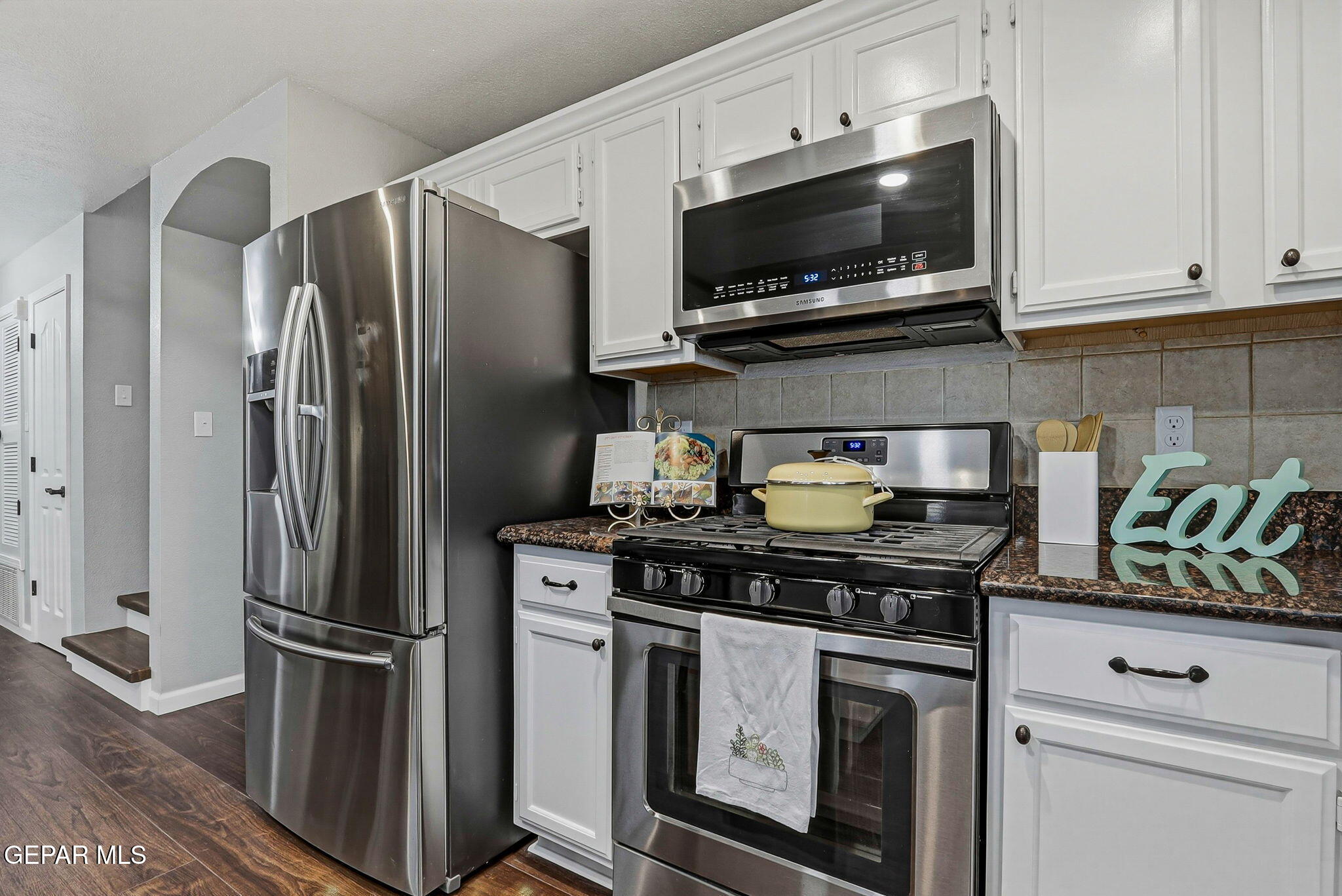 6417 Franklin Ridge Drive El Paso, TX 79912 - Photo 19 of 58 24-web-or-mls-IMG_1800_1