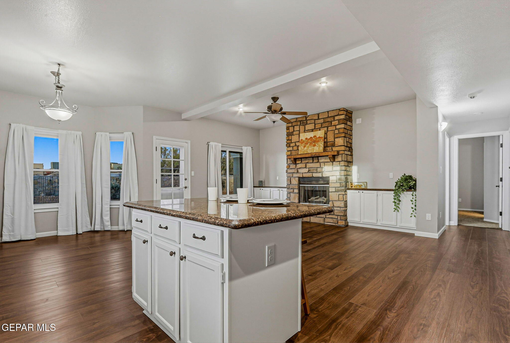 6417 Franklin Ridge Drive El Paso, TX 79912 - Photo 9 of 58 23-web-or-mls-IMG_1793_1