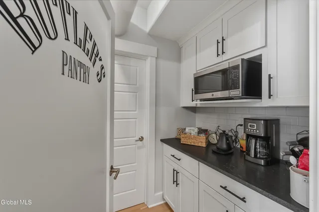 $729,000 | 116 West Avenue, Unit 305, Saratoga Springs, NY 12866