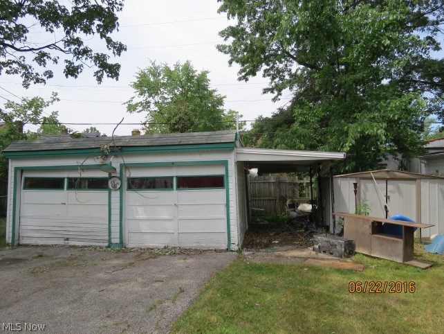 952 Quilliams Road Cleveland Heights, OH 44121 - Photo 4 of 4