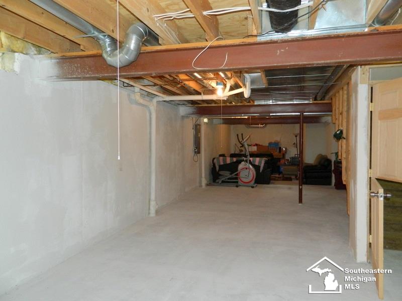 16603 Carter Road Woodhaven, MI 48183 - Photo 28 of 31