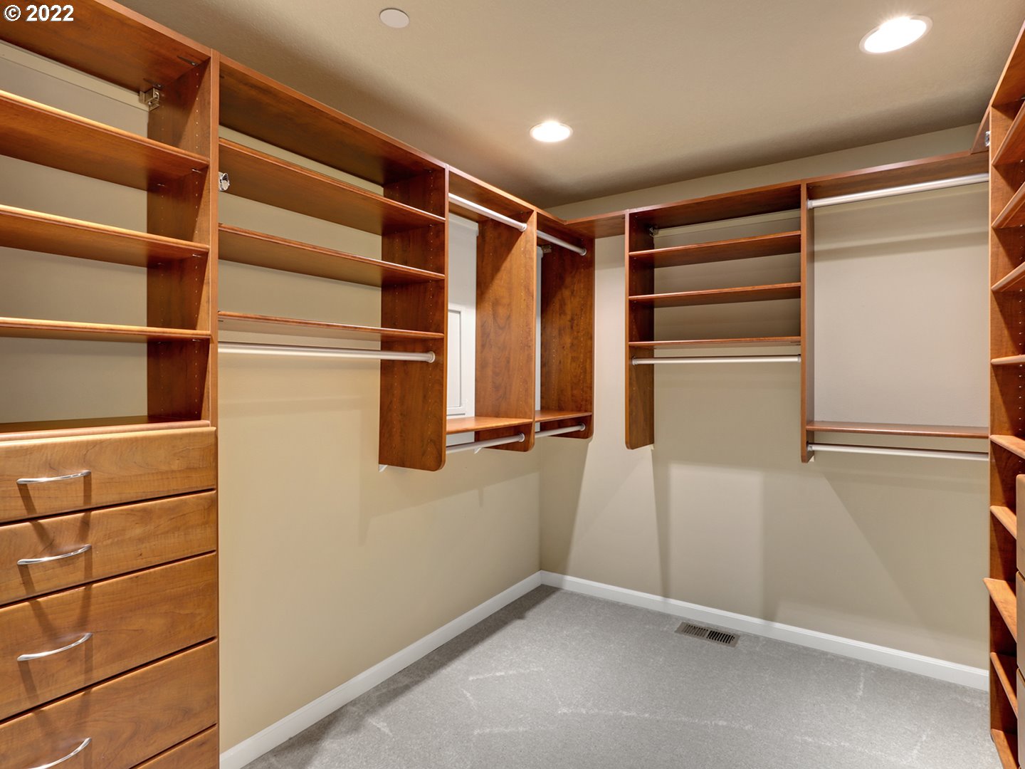 23060 Northwest Meier Road Hillsboro, OR 97124 - Photo 17 of 31 Gallery Image 17